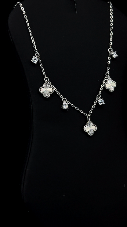 Clover Charm Station Pendant Chain