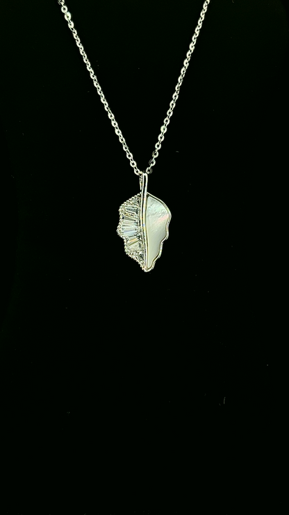 Feuille Split Pendant Chain