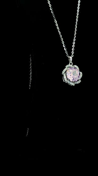 Bloom Halo Pendant Chain