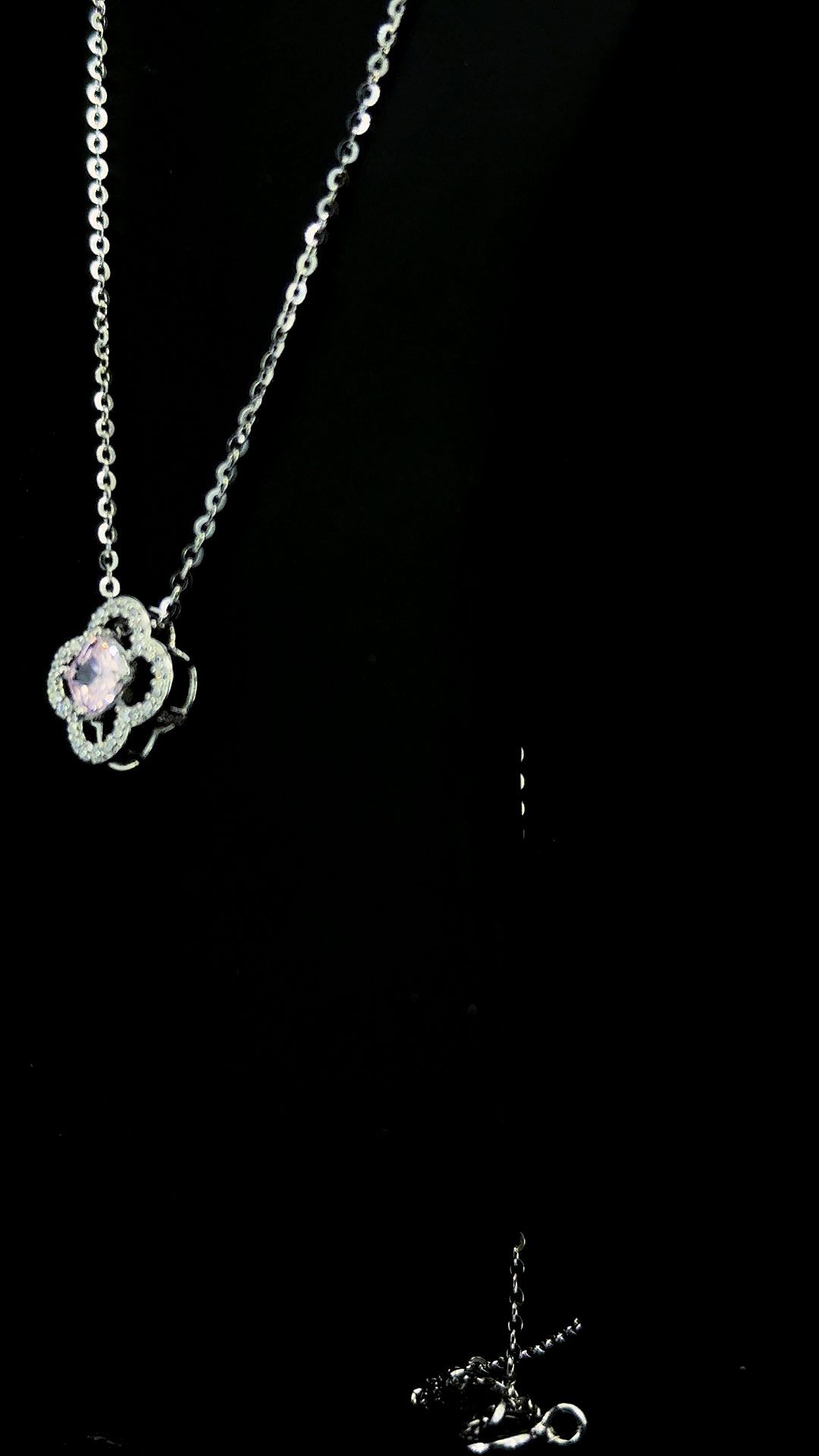 Blush Clover Pendant Chain