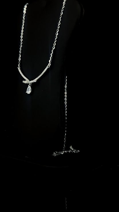 Celeste Drop Pendant Chain