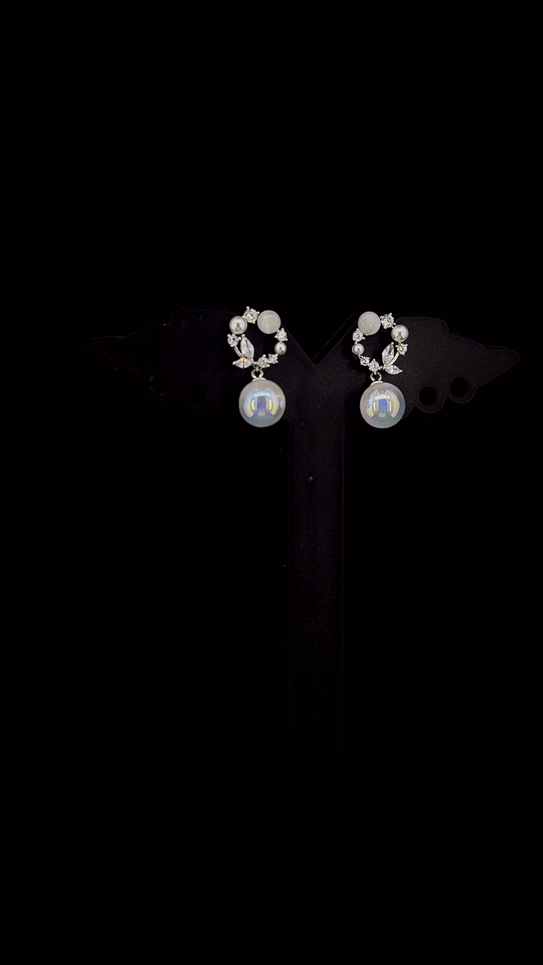 Luna Wreath Drop Earrings