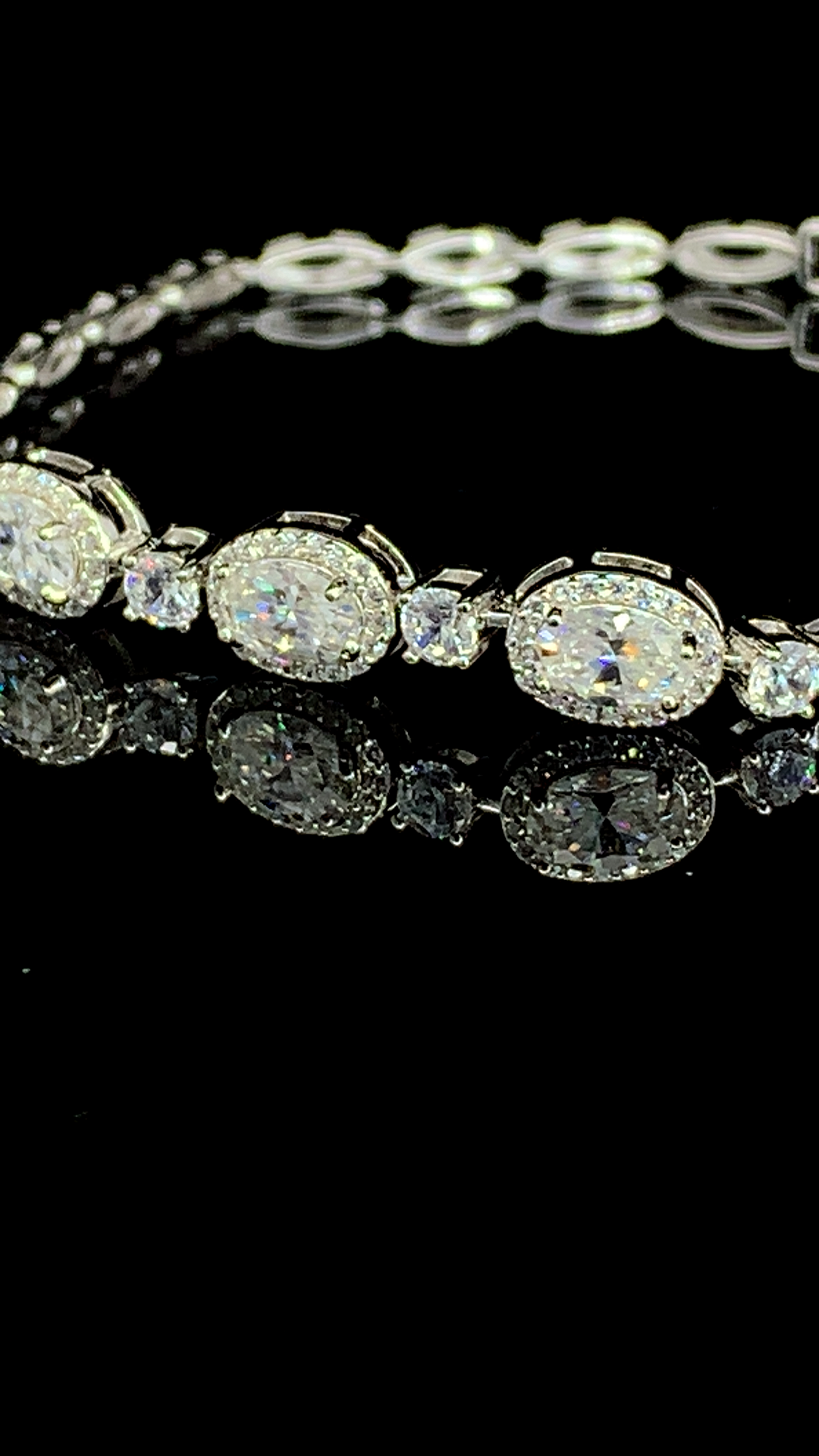 The Oval Halo Tennis Bracelet | 925 Sterling Silver | The White Kala