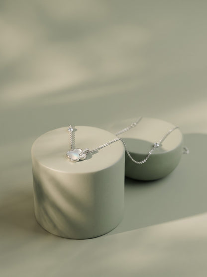 Clover Stone Pendant Chain
