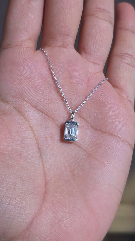 Luxe Pendant Chain
