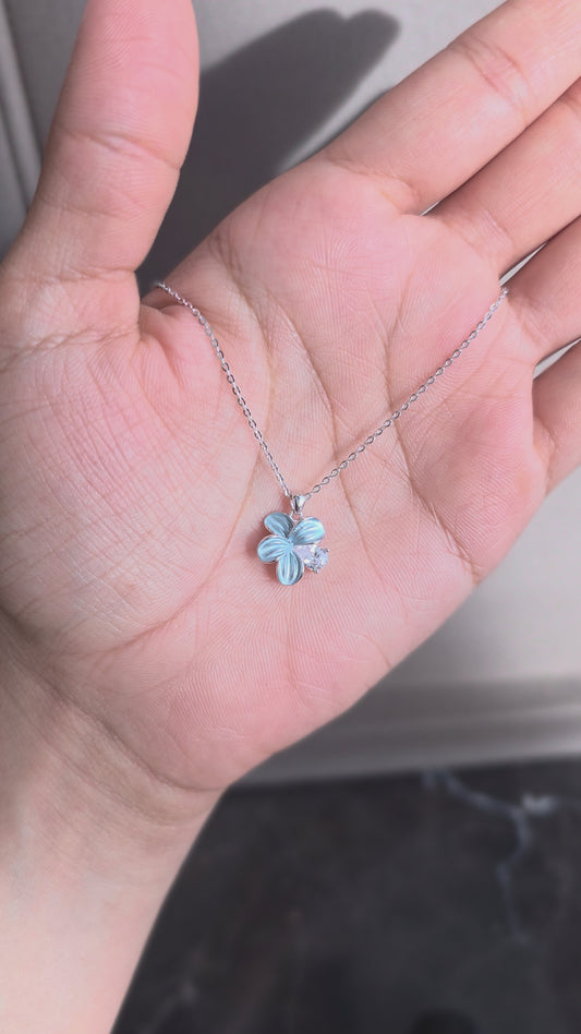 Azure Clover Pendant Chain