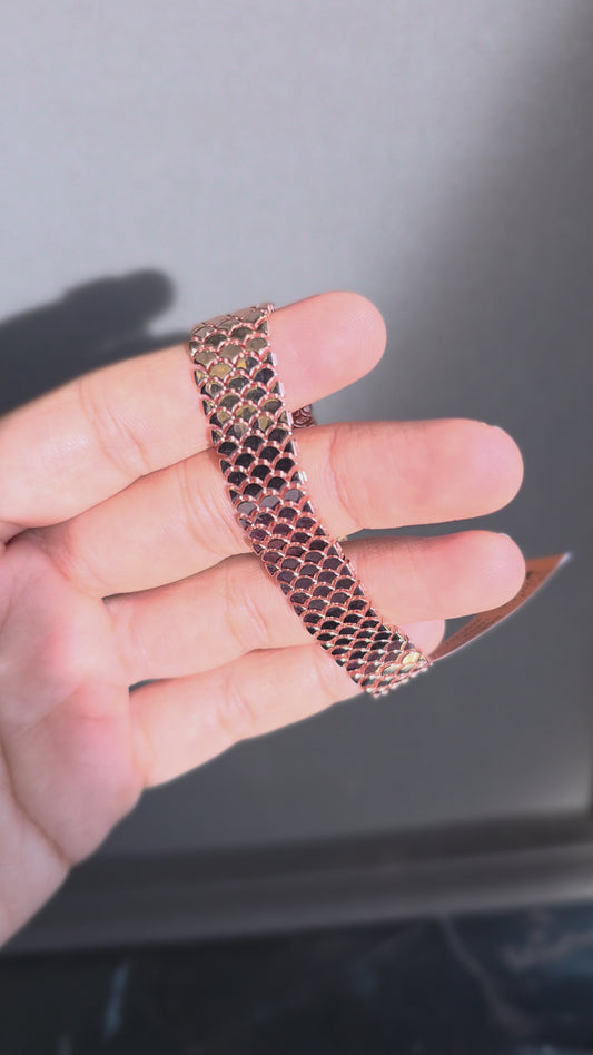 Rose Scallop Bracelet