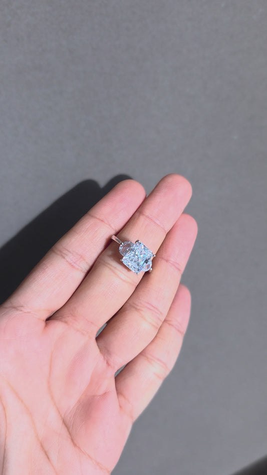 Trio Ring