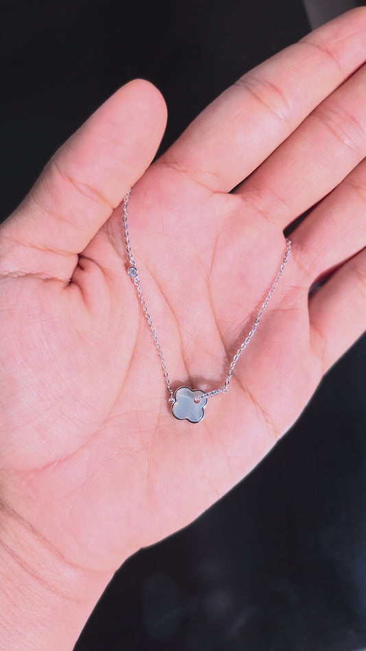 Clover Stone Pendant Chain