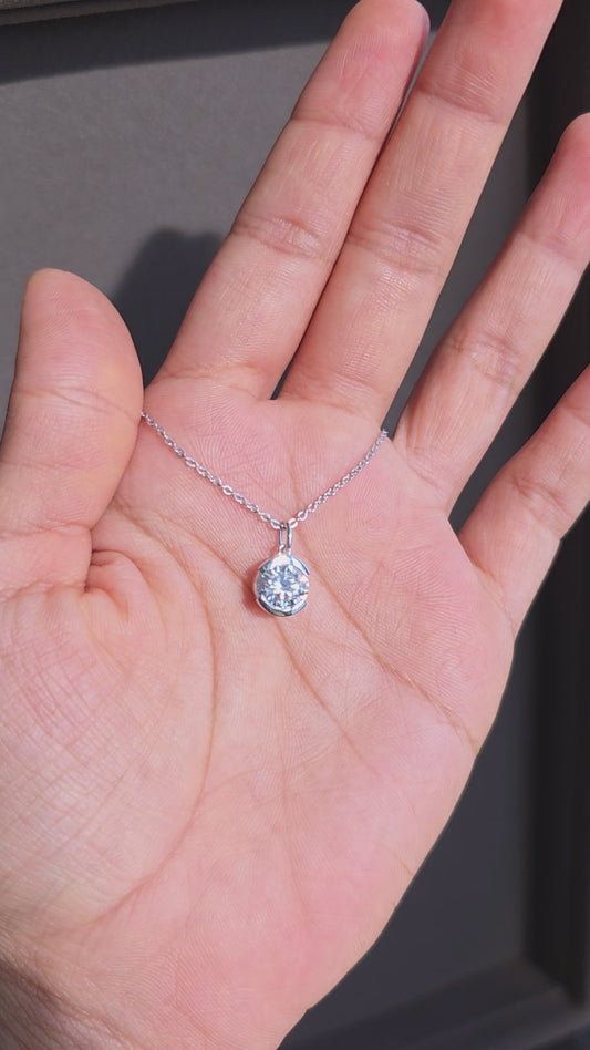 Halo Pendant Chain